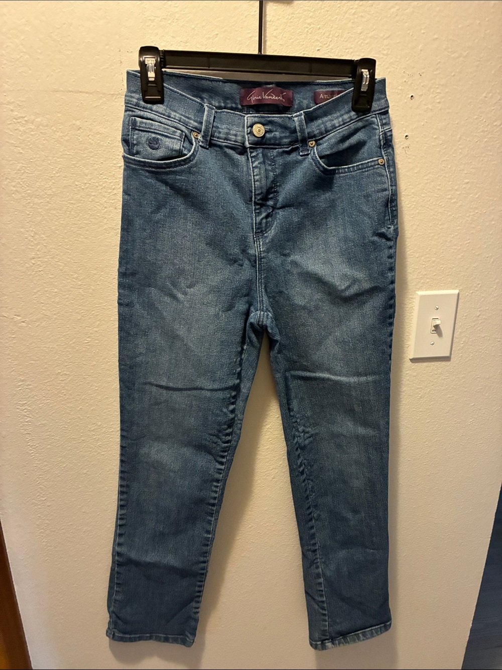 Gloria Vanderbilt Classic Blue Straight Leg Jeans
